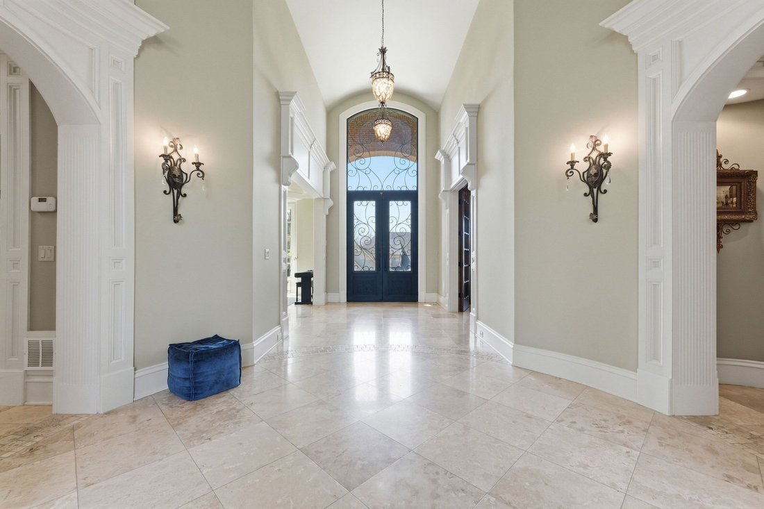 House in Watterson Park, Kentucky, United States 4 - 17492293