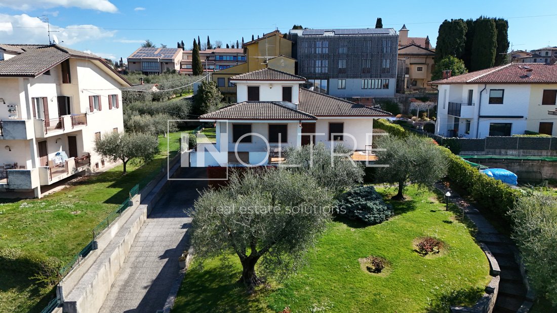 Villa in Pastrengo, Veneto, Italy 4 - 17492364