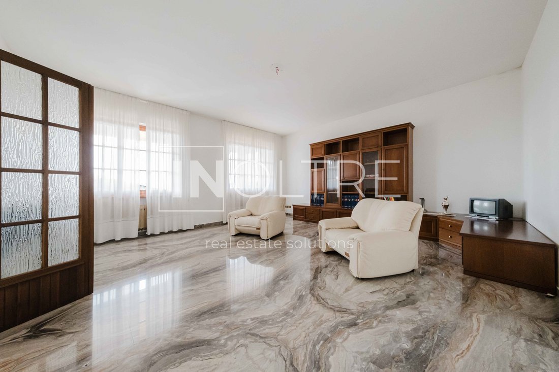 Villa in Pastrengo, Veneto, Italy 5 - 17492364