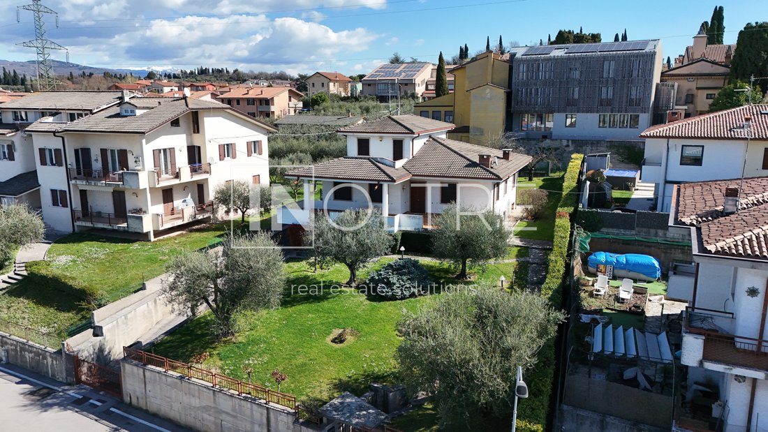 Villa in Pastrengo, Veneto, Italy 2 - 17492364