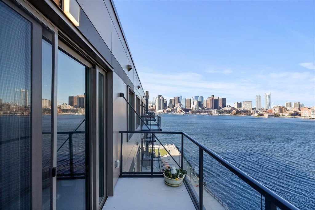 Condo in Boston, Massachusetts, United States 4 - 17492280
