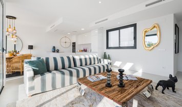 Penthouse in Estepona, Andalusia, Spain 1