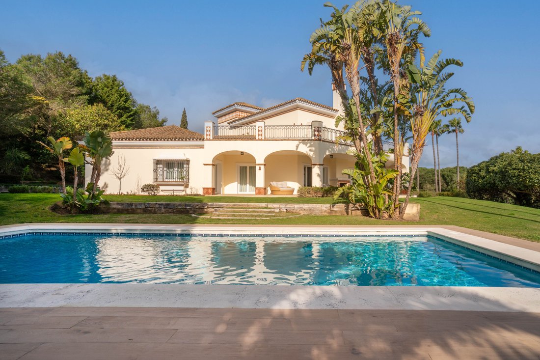 Villa in Sotogrande, San Roque, Andalusia 1 - 17380268