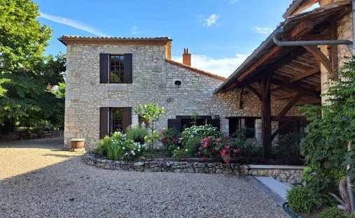 Casa a Saussignac, Nuova Aquitania, Francia 1