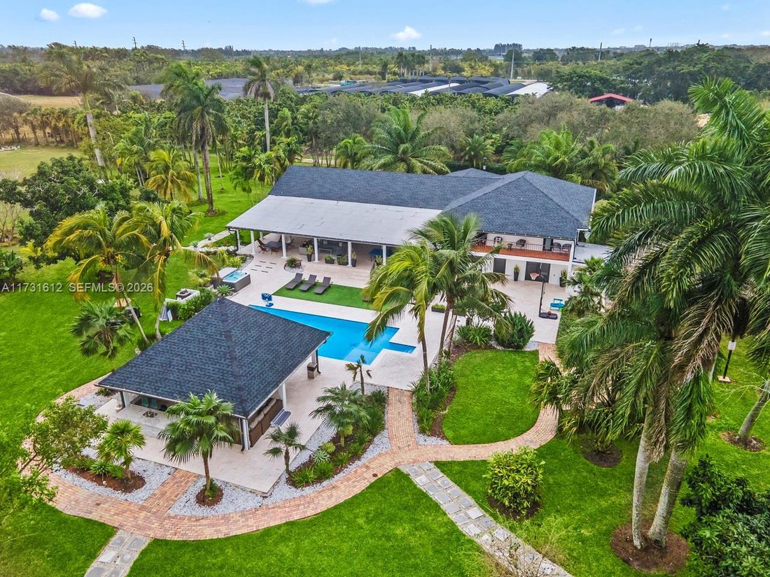 House in Miami, Florida, United States 1 - 16636735