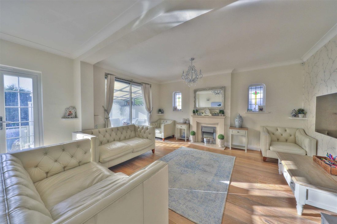 Bungalow a Ruislip Manor, Hillingdon, Inghilterra 2 - 17492818