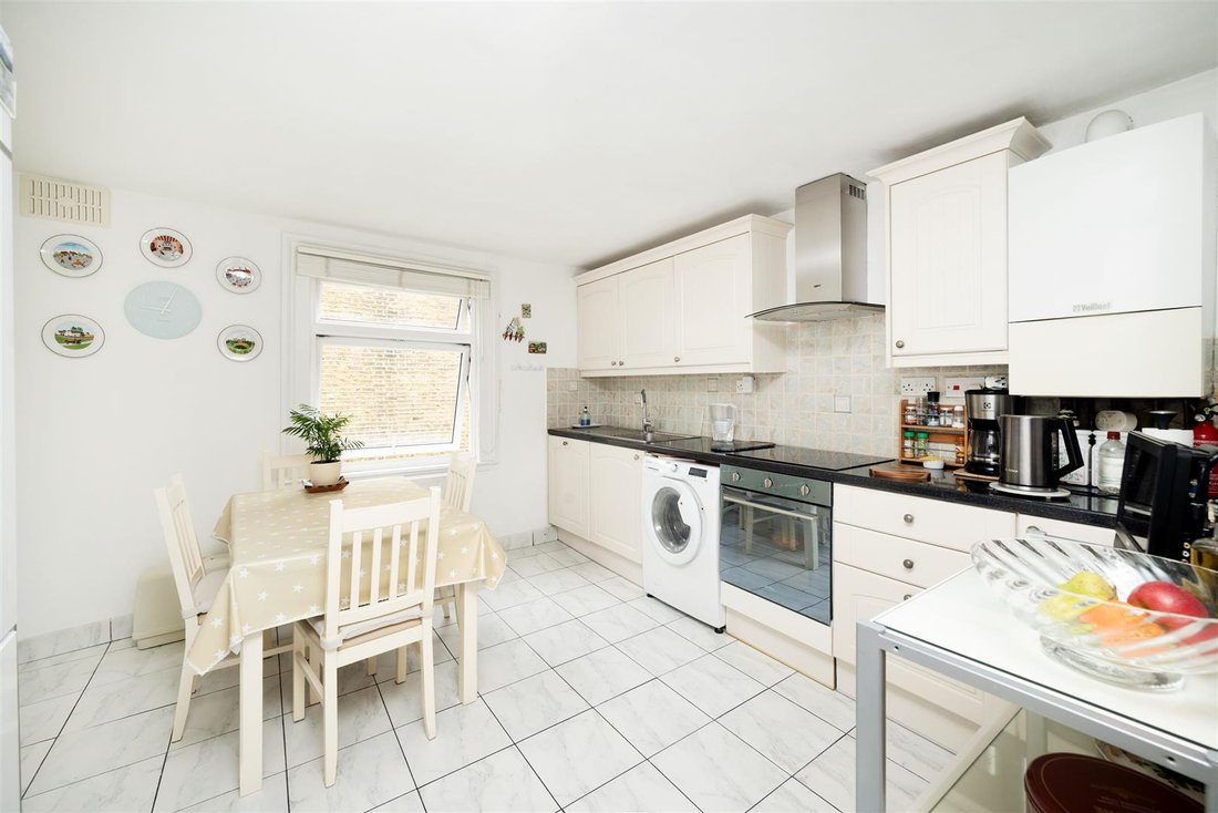 Apartment in Stockwell, Lambeth (Greater London), England 4 - 17493874