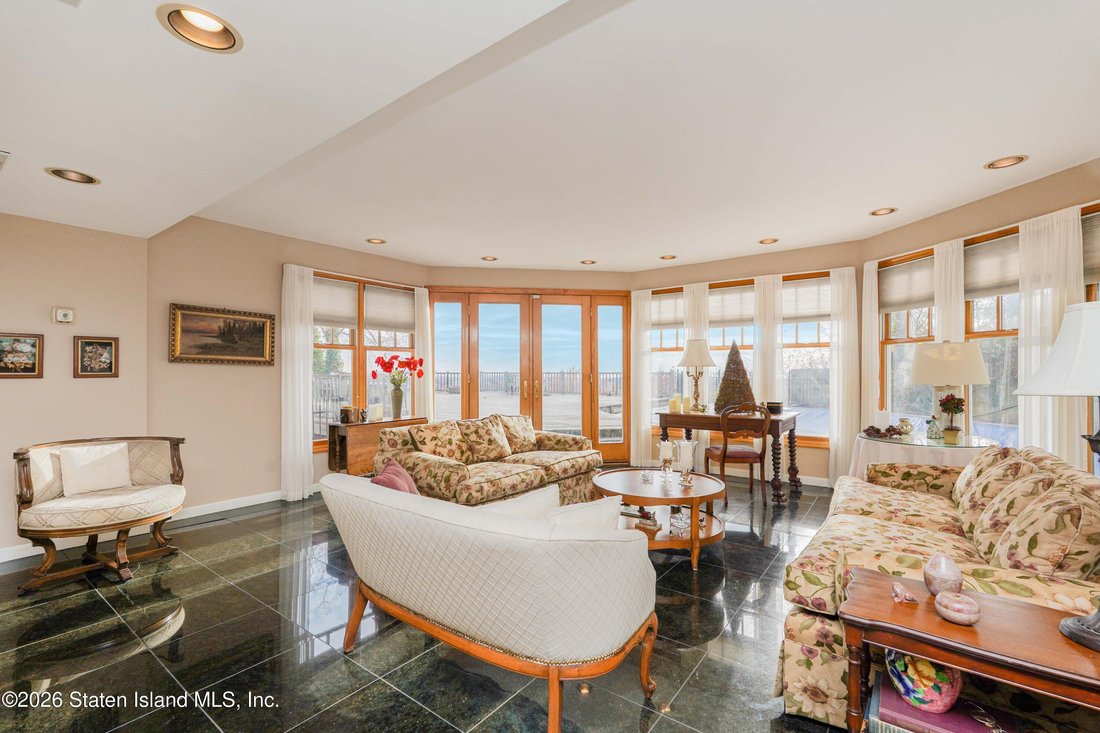 House in New York, New York, United States 4 - 17492606