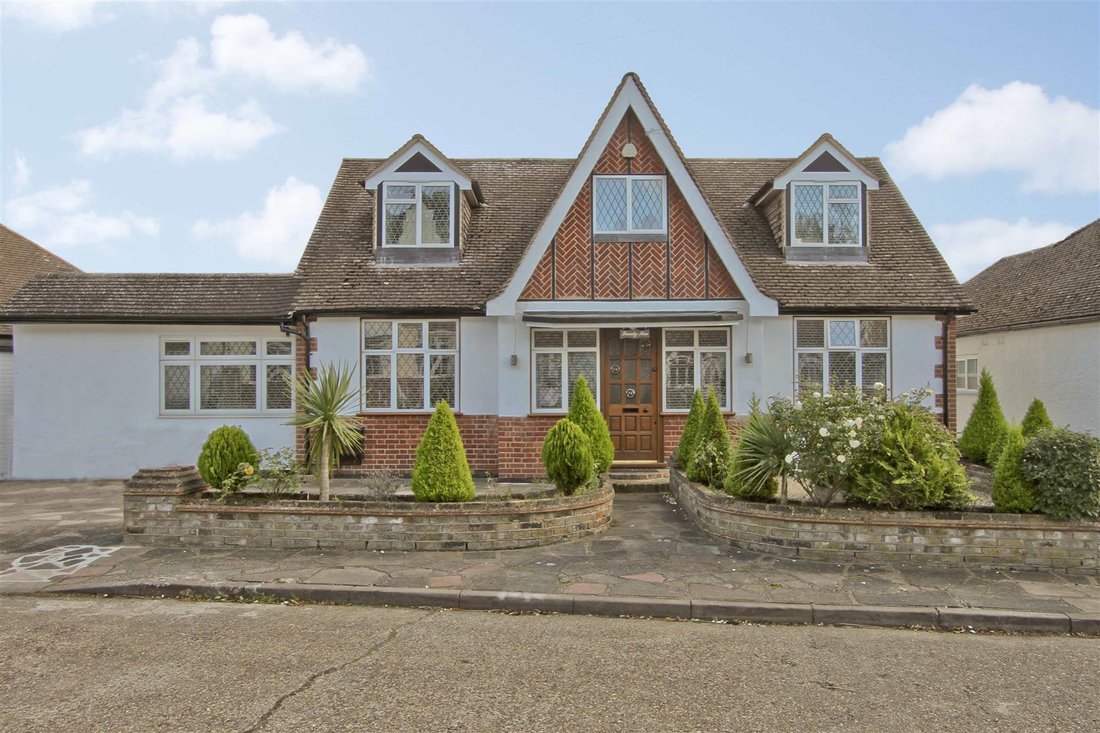 Bungalow a Ruislip Manor, Hillingdon, Inghilterra 1 - 17492818