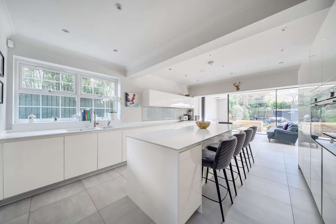 Casa en Pyrford Green, Woking, Inglaterra 3 - 17492910
