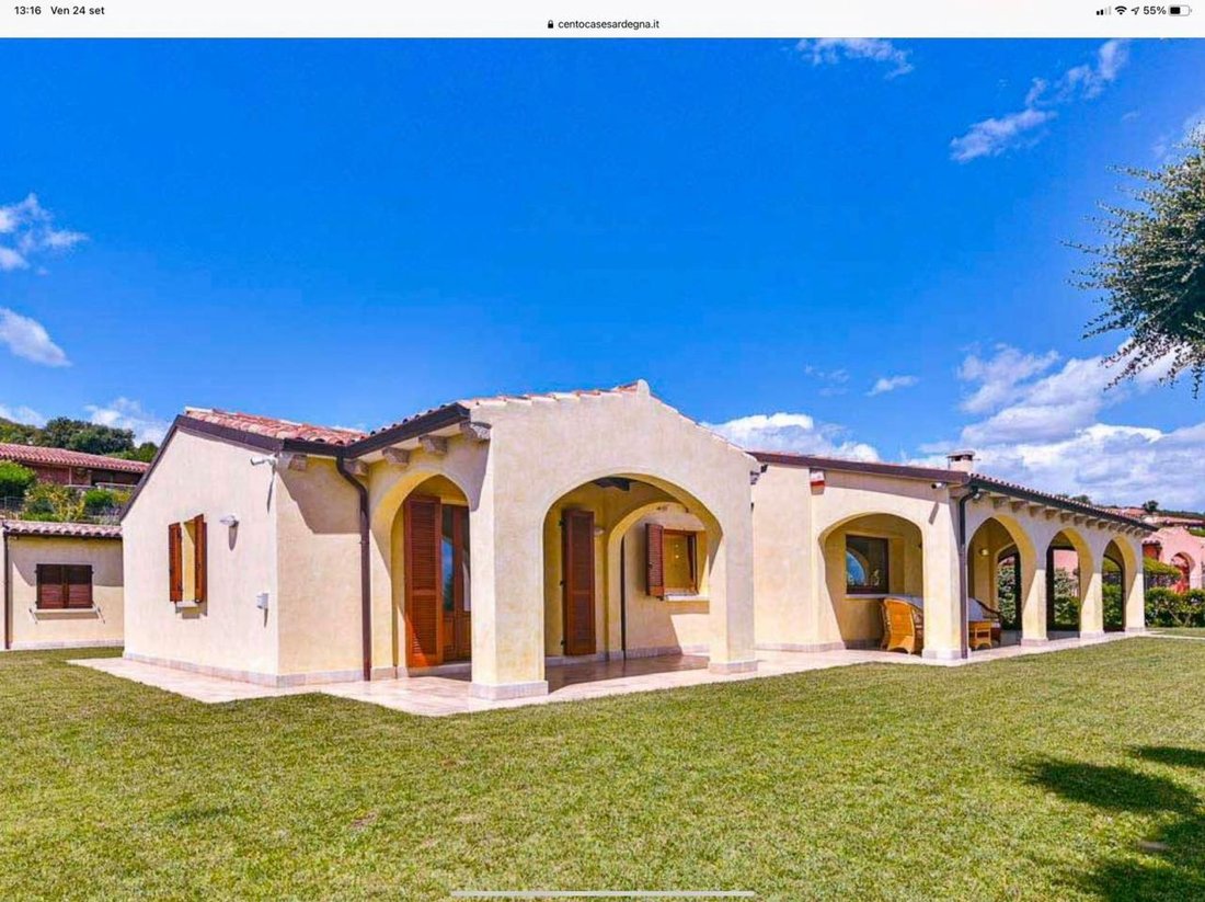 Villa in San Teodoro, Sardinia, Italy 1 - 17436614