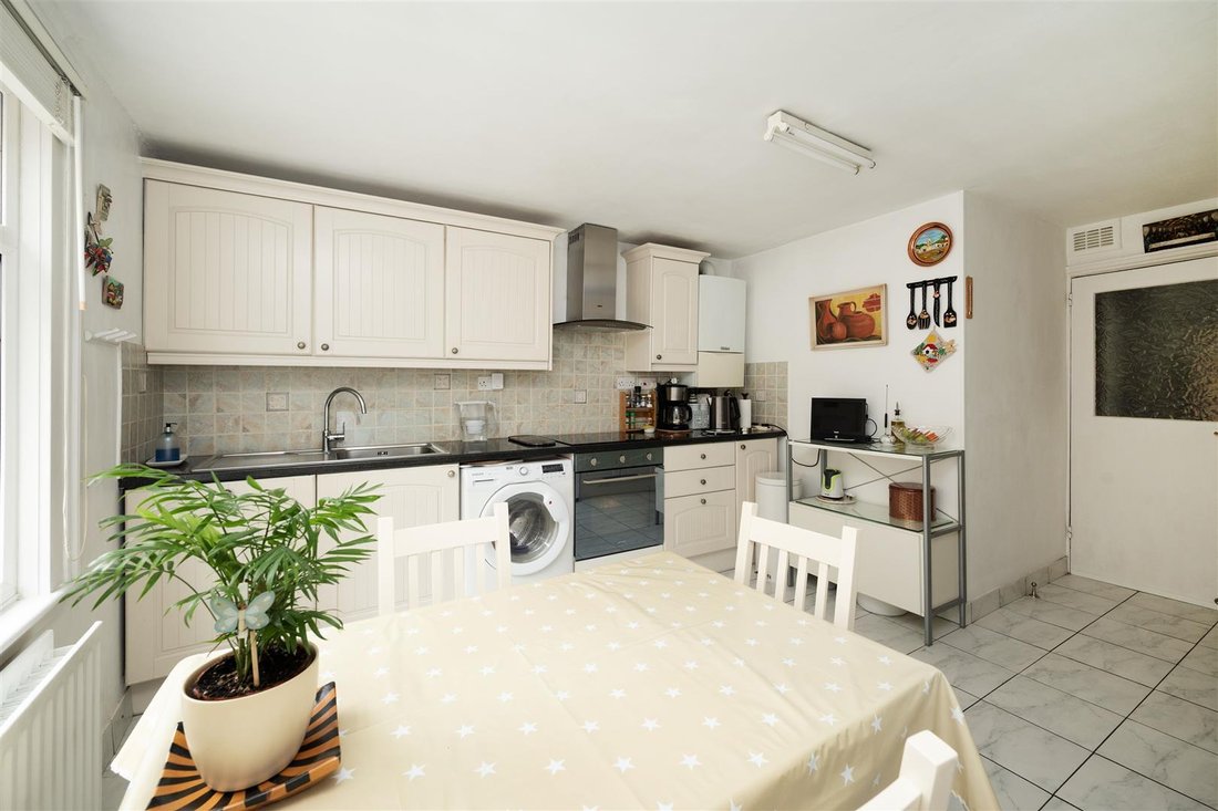 Apartment in Stockwell, Lambeth (Greater London), England 5 - 17493874