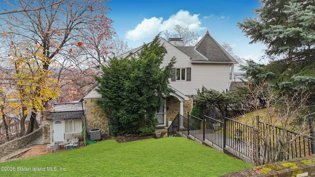 House in New York, New York, United States 3 - 17492606