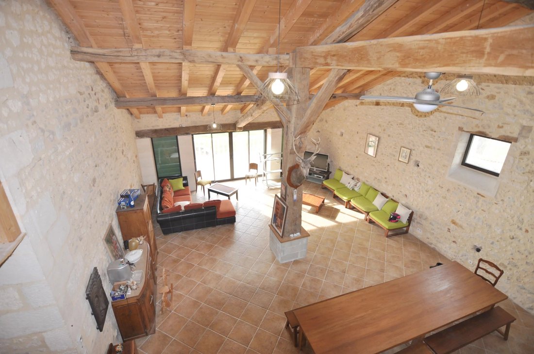 House in Aubeterre-sur-Dronne, Nouvelle-Aquitaine, France 4 - 17493968