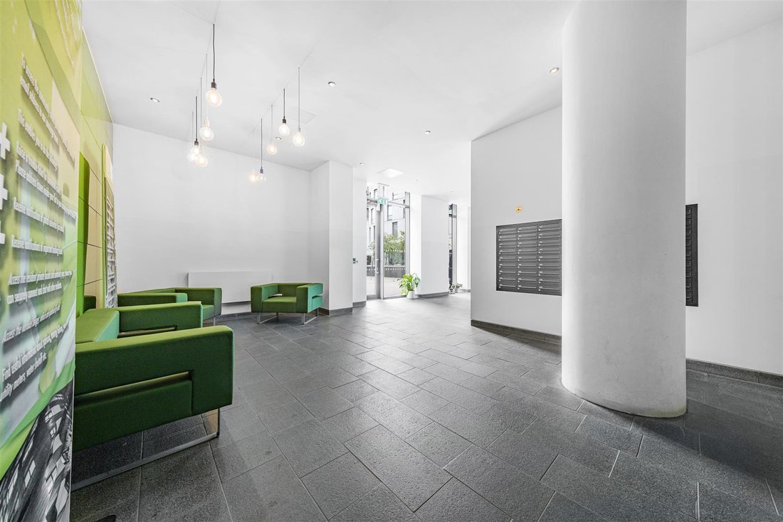 Apartment in Reading, England 3 - 17493864