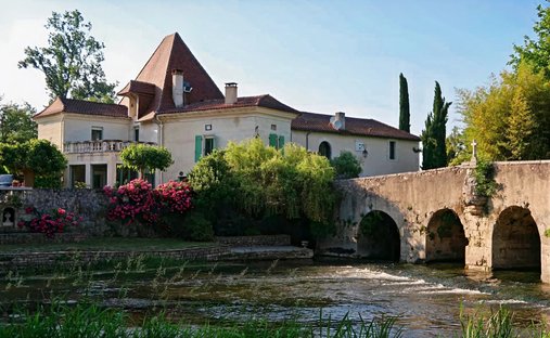 House in Saint-Aulaye, Saint-Aulaye-Puymangou, France 1