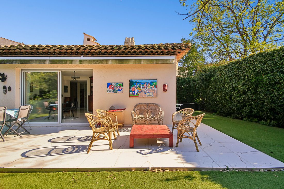 Apartment in Zone Ouest Urbaine, Saint-Tropez, France 4 - 17493271