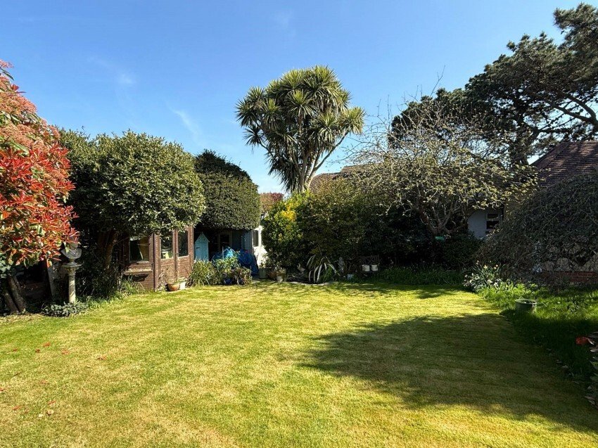 House in Milford on Sea, England 4 - 17494172