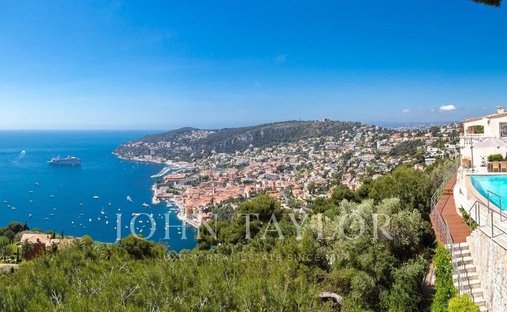 Villa in Villefranche-sur-Mer, Provence-Alpes-Côte d'Azur, France 1