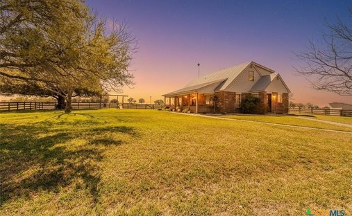 House in Yoakum, Texas, United States 1