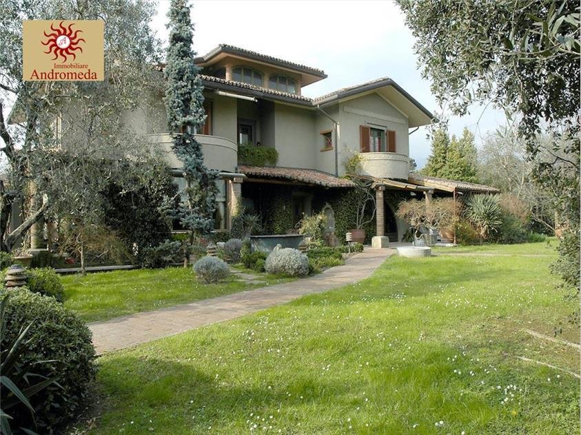 Villa in Center, Forte dei Marmi, Tuscany 1 - 17493235