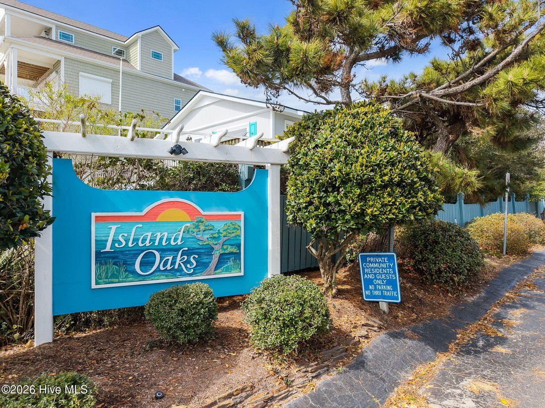 House in Surf City, North Carolina, United States 2 - 17493679