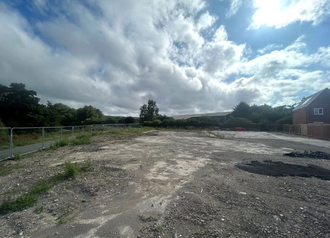 Land in Cam, Stroud, England 4 - 17492787