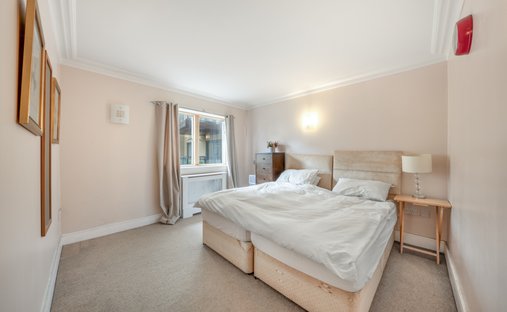 Apartment in Marylebone, Westminster, England 1
