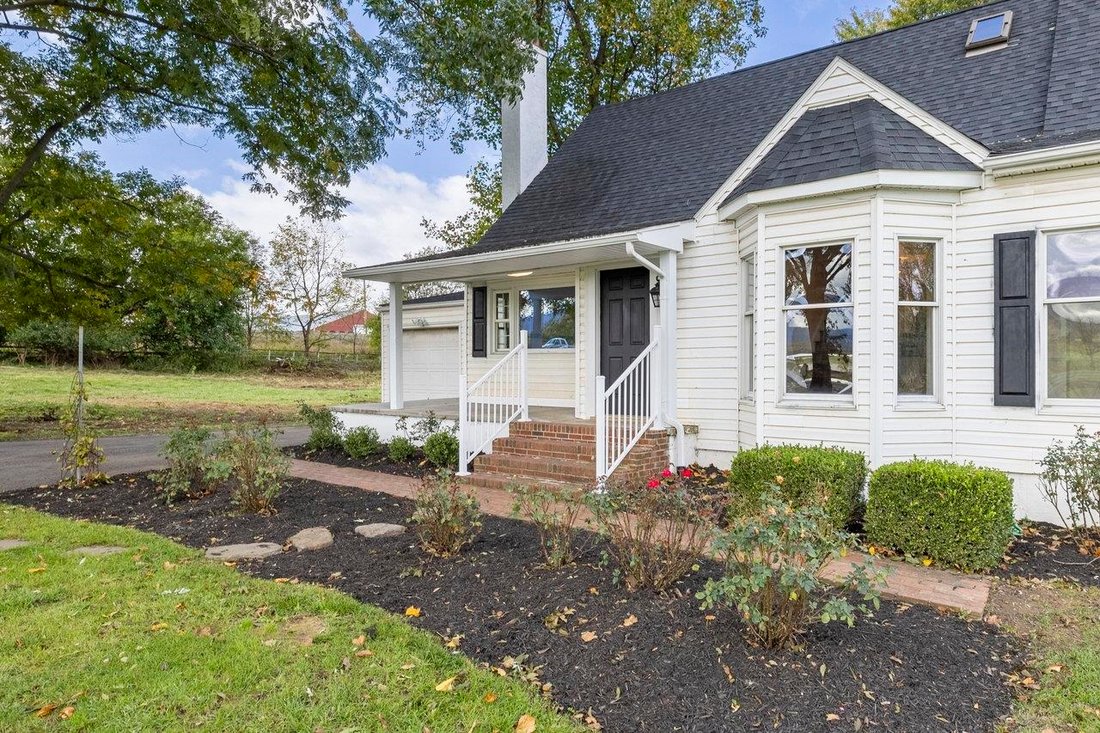 Farm Ranch in Harrisonburg, Virginia, United States 5 - 17492624