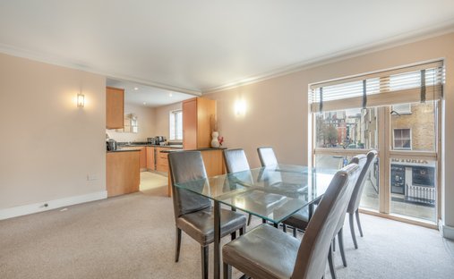 Apartment in Marylebone, Westminster, England 1