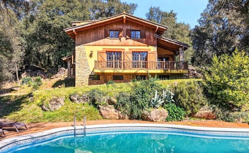 Villa in la Vall de Bianya, Catalonia, Spain 1