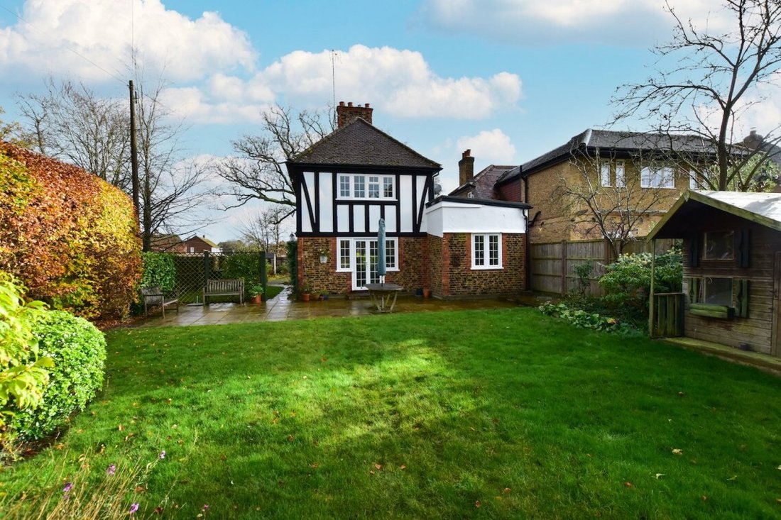 House in Farnham Common, England 4 - 17493117