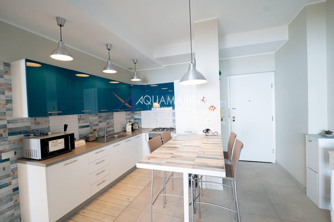 Apartment in Center, Ospedaletti, Liguria 4 - 17493361