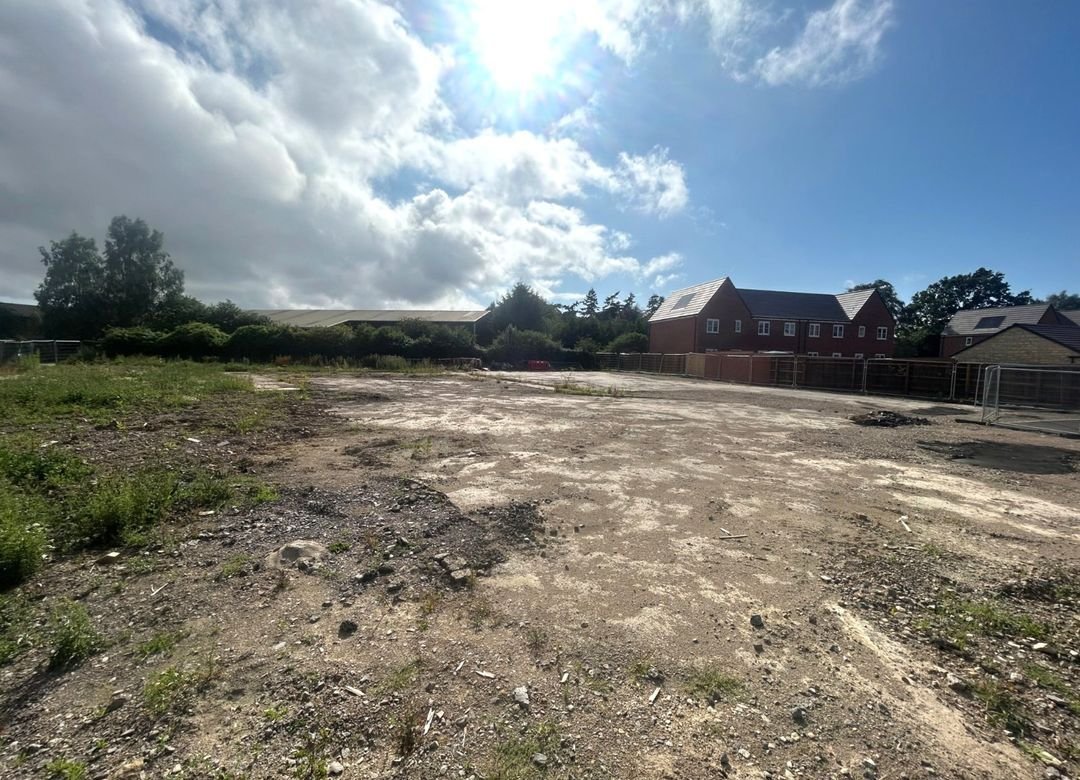 Land in Cam, Stroud, England 1 - 17492787