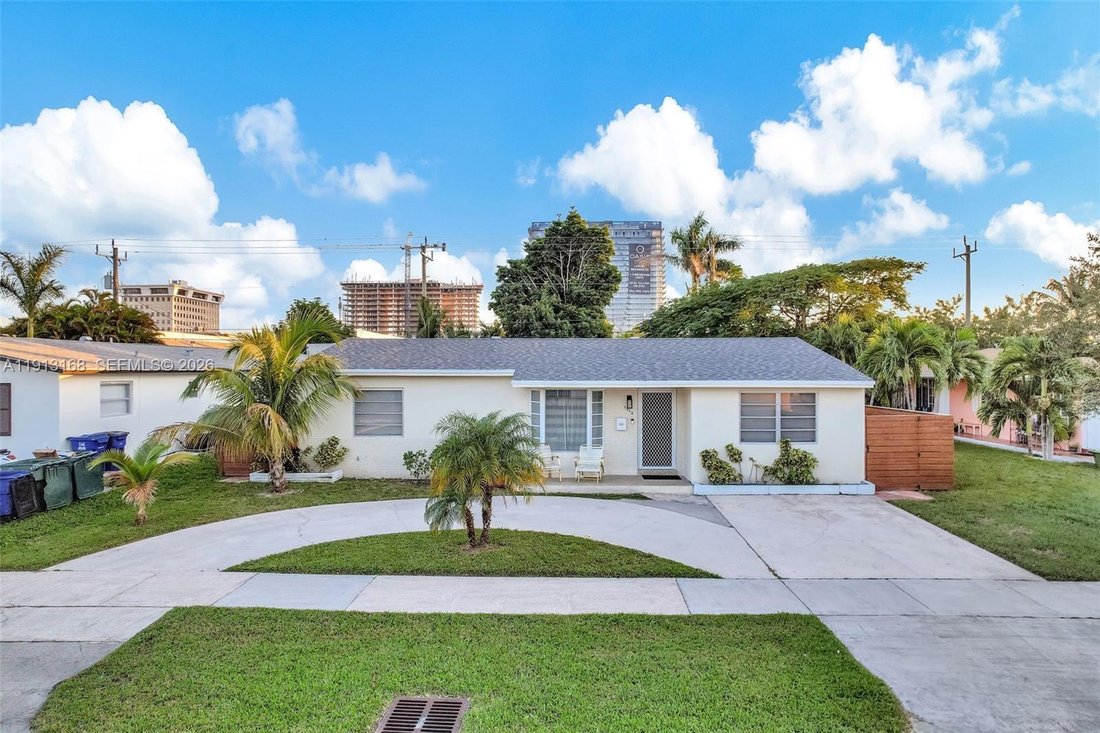 House in Hallandale Beach, Florida, United States 3 - 17202045