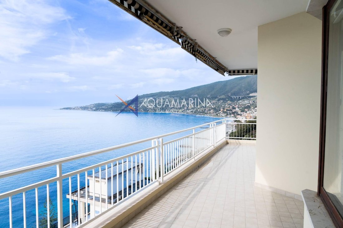 Apartment in Center, Ospedaletti, Liguria 1 - 17493361