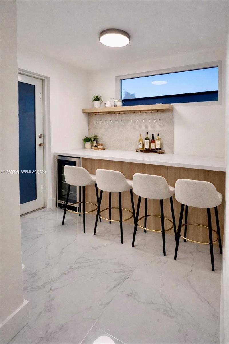 House in Hialeah, Florida, United States 3 - 17202905