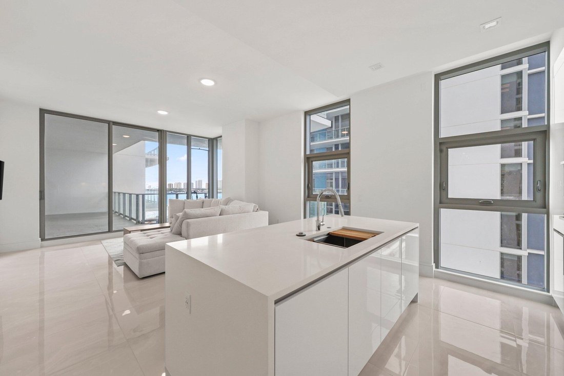 Condo in Lake Park, Florida, United States 2 - 17492702