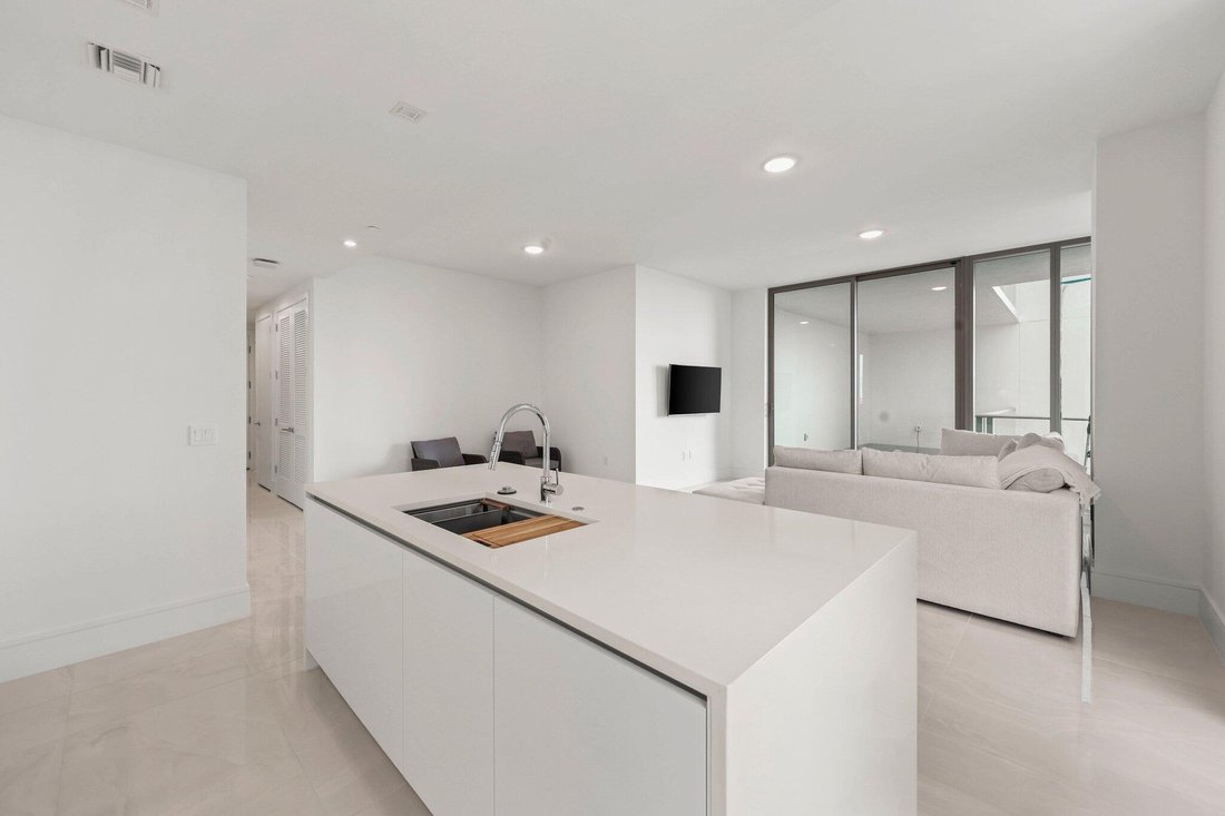 Condo in Lake Park, Florida, United States 3 - 17492702