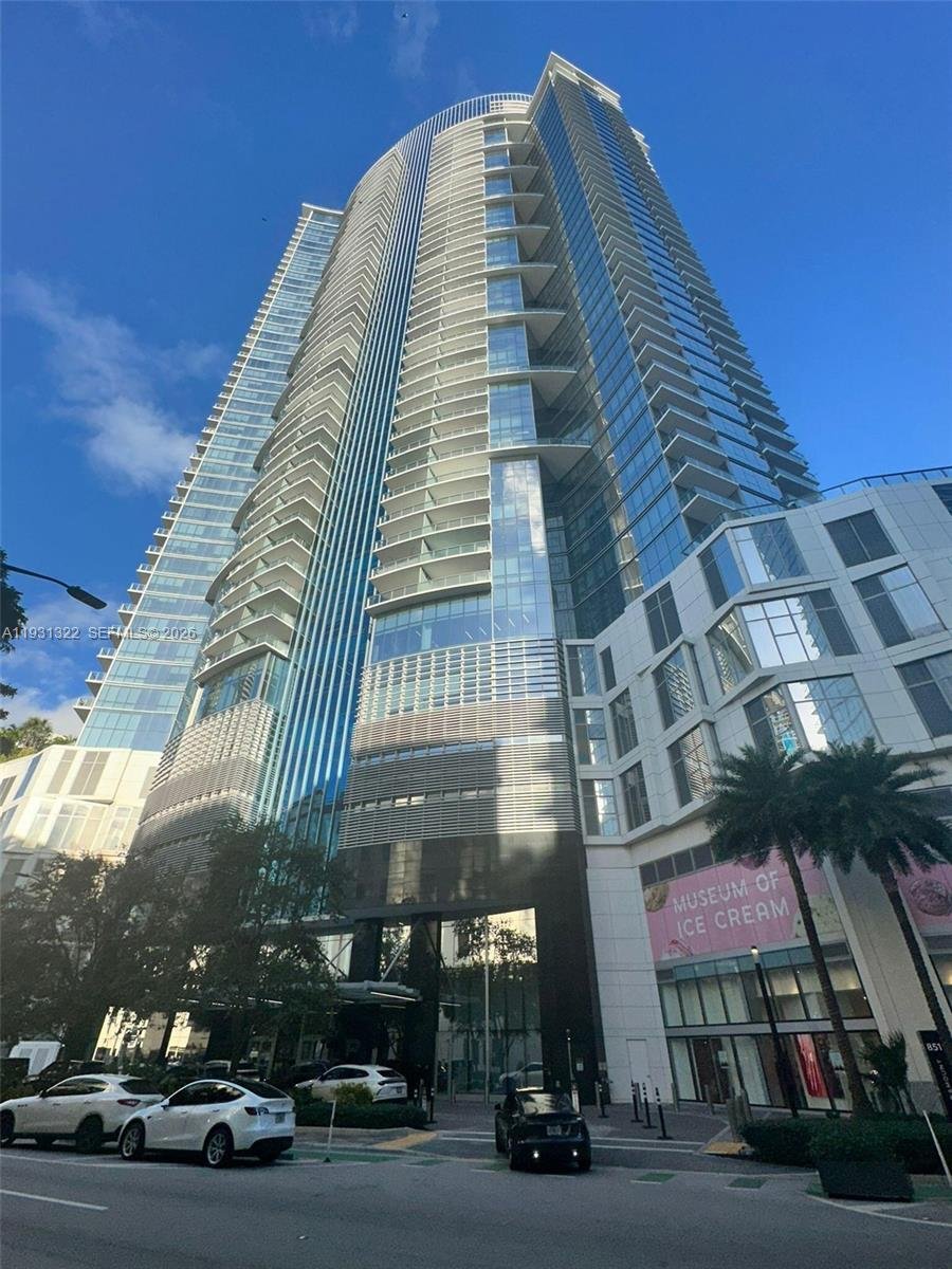 Condo in Miami, Florida, United States 1 - 16820286