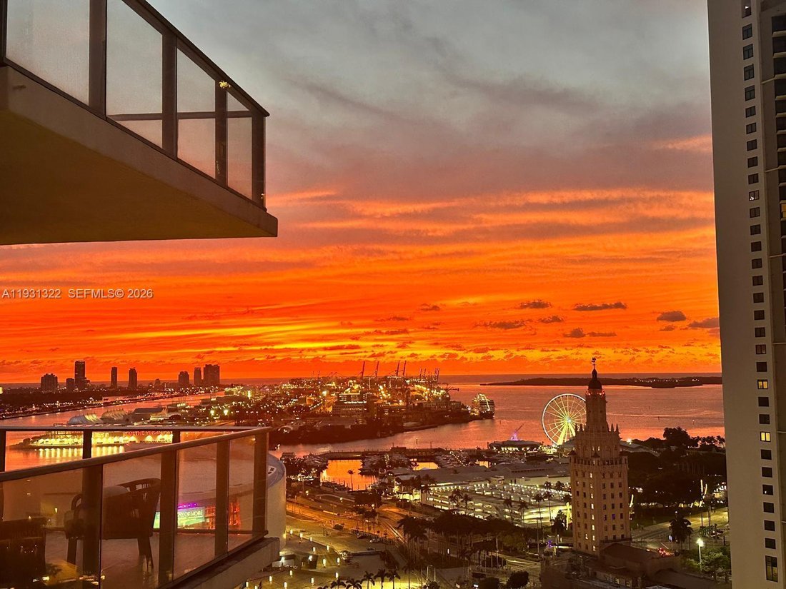 Condo in Miami, Florida, United States 2 - 16820286
