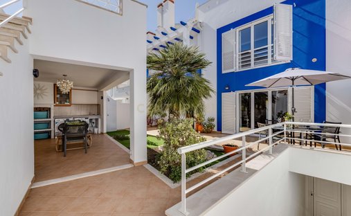 Villa in Tavira (Santa Maria e Santiago), Algarve, Portugal 1