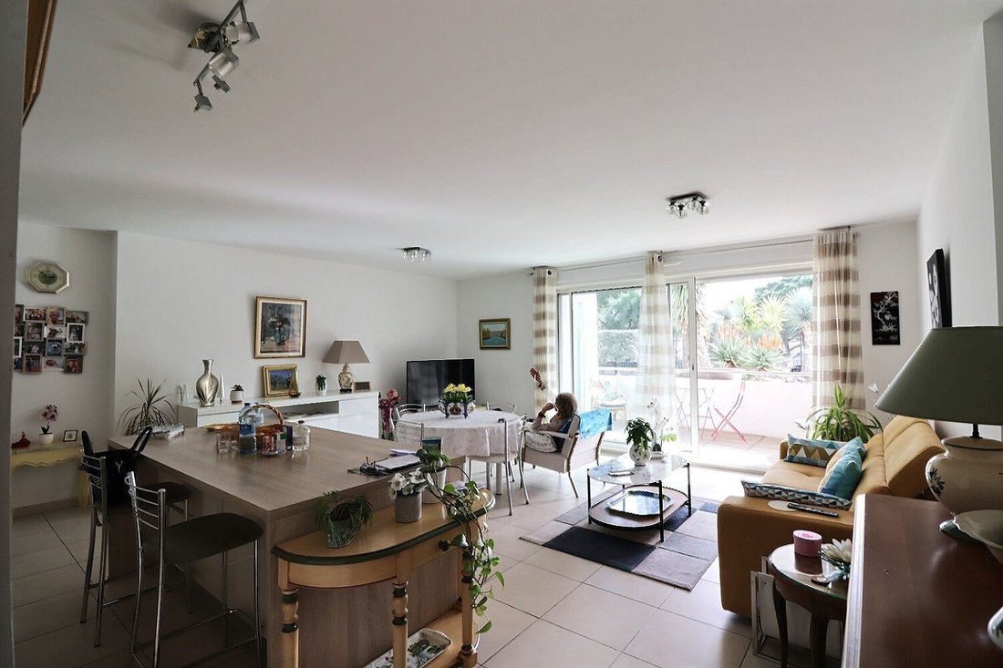 Apartment in Bandol, Provence-Alpes-Côte d'Azur, France 2 - 17493924