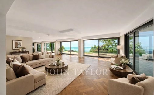 Villa in Chardonne, Vaud, Switzerland 1