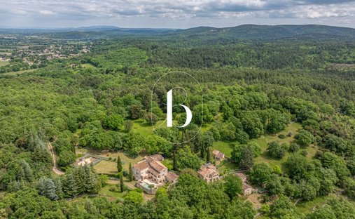 Estate in Uzès, Occitania, France 1