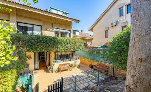 Villa in Tafira Alta, Las Palmas de Gran Canaria, Canary Islands 1