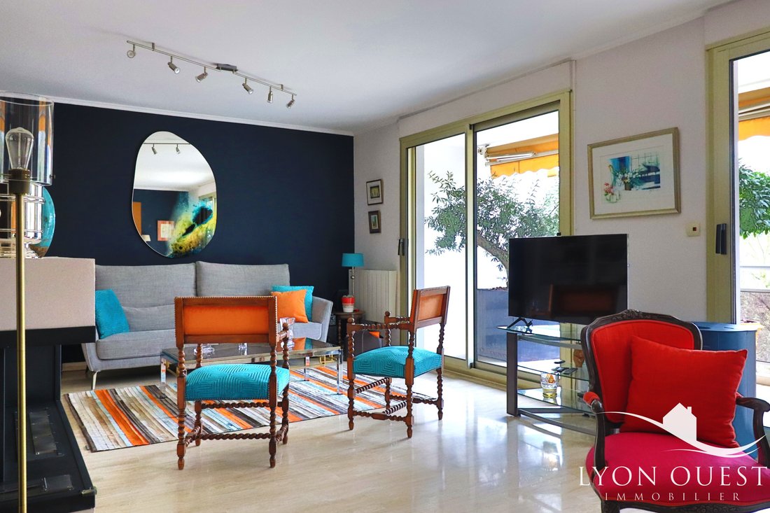 Apartment in Charbonnieres-les-Bains, Auvergne-Rhône-Alpes, France 1 - 17494095