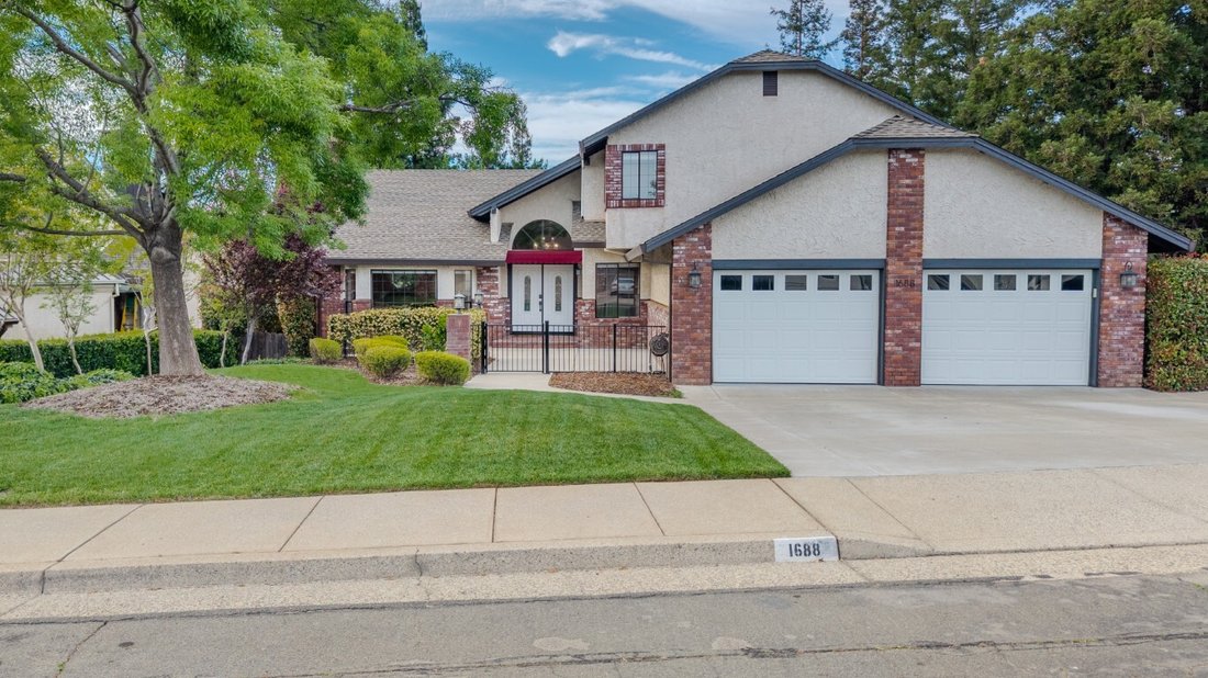 House in Redding, California, United States 1 - 17495458