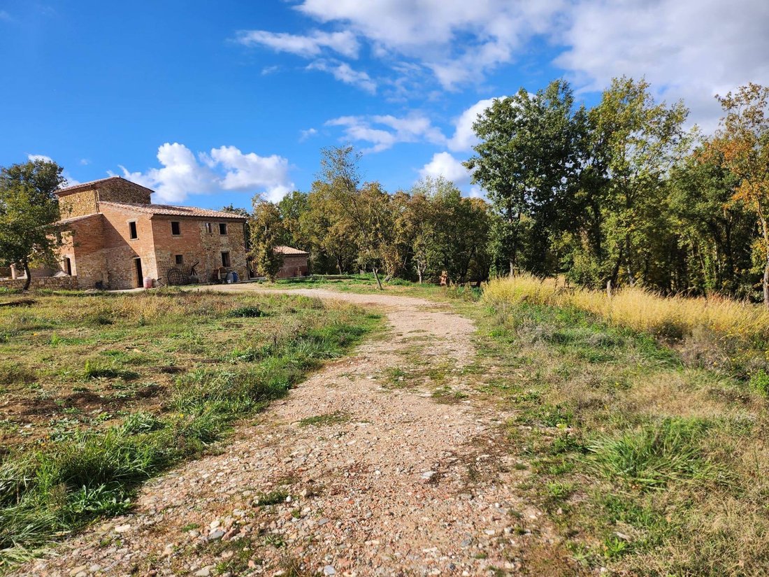 Country House in Lucignano, Tuscany, Italy 3 - 17498247