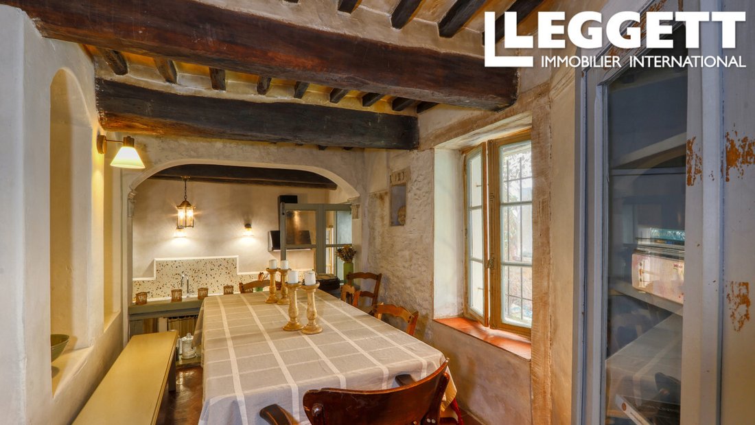 House in Saint-Saturnin-lès-Apt, Provence-Alpes-Côte d'Azur, France 2 - 17494932